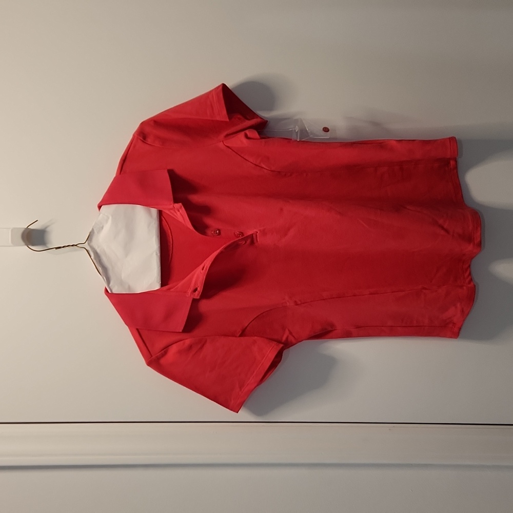 Women's hot pink golf shirt